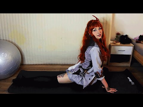 Anime Cosplay Yoga at Home Stretching 2 Min Challenge