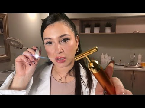 ASMR Unfiltered sassy dermatologist checks your skin🧴😶‍🌫️ (extraction + skincare)