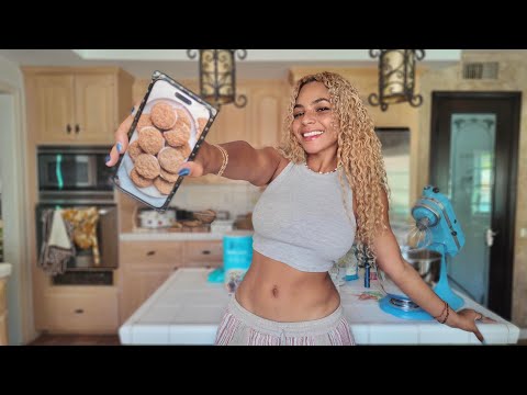 Baking whiled BAKED | Oatmeal Cream Pies