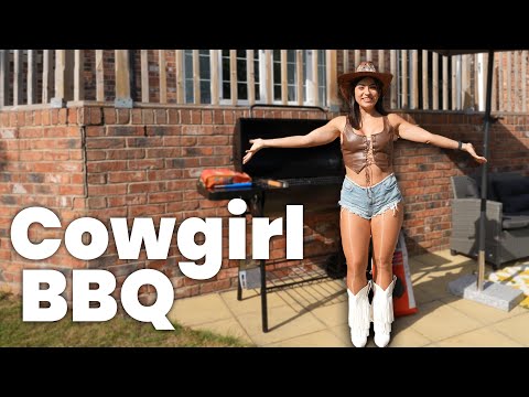 BBQ Cookout In Pantyhose? Cowgirl Twist That’s Turning Heads in the Food Vlog World