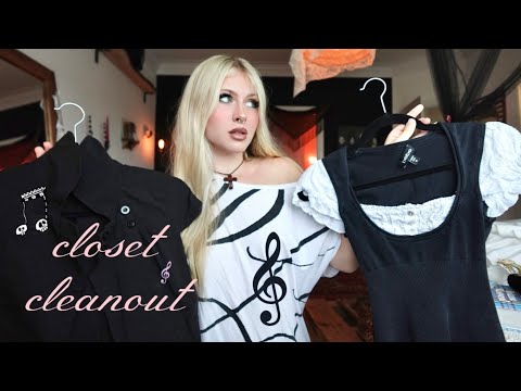 chronic thrifter goes through her closet