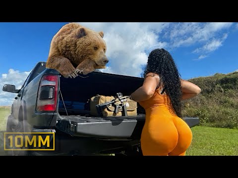 CMMG Banshee MK10 | Accepts Glock-Pattern 10mm magazines😮