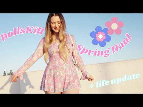 Dolls Kill Spring Haul + Life Update ft. trying Skillshare