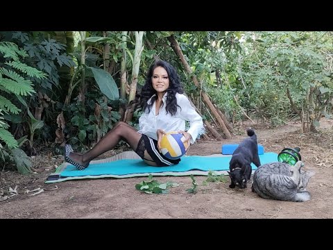 Exercises for abs/legs with equipment and stretching