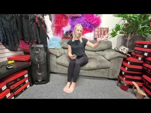 💋 Catie Live At Shoes Of Hollywood