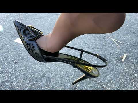 💖Dangling my beautiful💖VALENTINO GARAVANI VLOGO SLINGBACKS HIGH HEELS💖