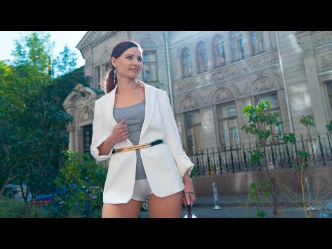 Fashion video. Jeny's classy business look with shorts.