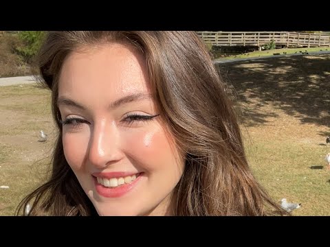 Feeding the duckiessss