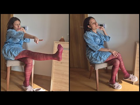 How To Wear Red Patterned Pantyhose – Casual outfit with red Tights