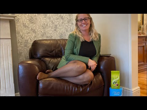 It’s been ages! Get the kettle on and let’s do lunch together with a live chat. Just you and me ❤️