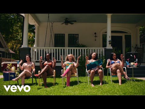 Latto – Chicken Grease (Official Video)