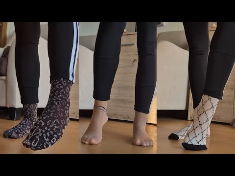 Leggings with 3 Patterned Knee Highs Nylons Nude, Black Sparkle & Black White – Style Test