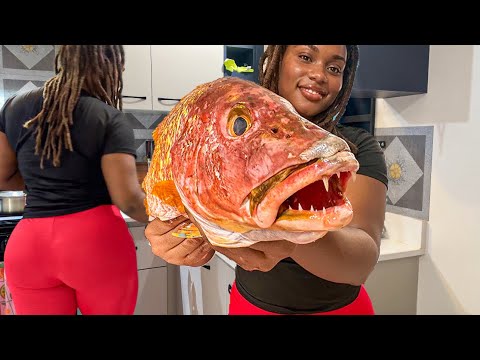 MASSIVE MONSTER FISH – I Almost Lost My Finger 👆🏼