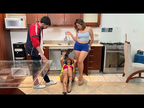 Mi Esposo me encontro con la Plomera y esto paso