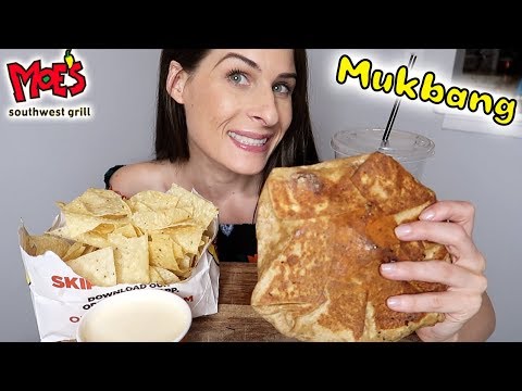Moe's Mukbang Eating Show 🌮