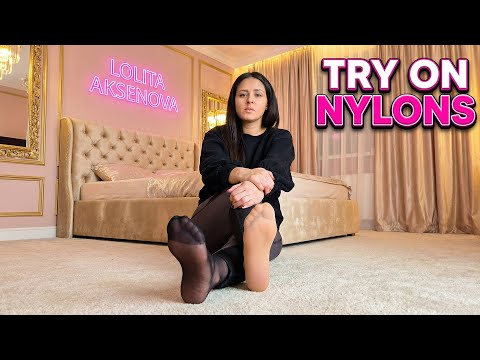 Nude or Black Nylons? 💕 Sneaker & Leggings Try-On