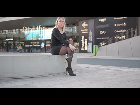 NYLON NICOLE PORTRAIT VIDEO : Pantyhose, Tights, Stockings, Mini Skirt, Heels (4K)