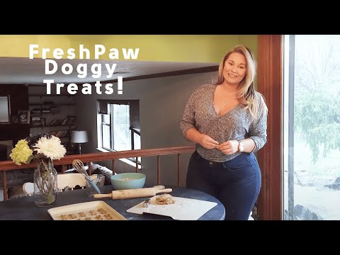 Olivia Jensen Reviews the Fresh Paw Box – Healthy Doggy Treats