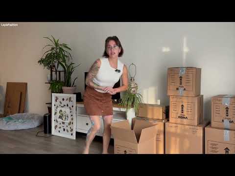 Packing My Life in Pantyhose | Cozy Chaos + Big Life Update