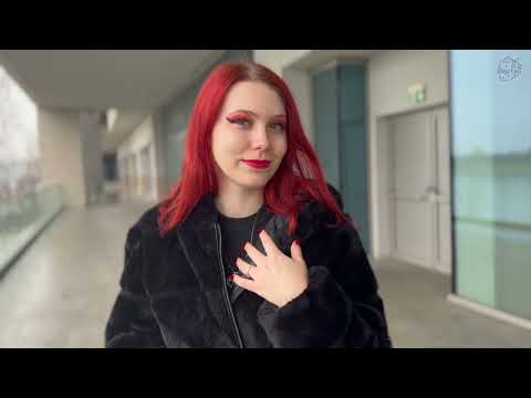 RAIN MADE MY PANTYHOSE WET!!!