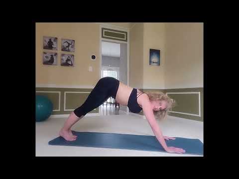 Reba Fitness | Energy Boosting | 10 Min Morning Yoga Stretching to start the day.
