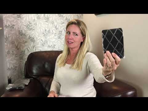 Reviewing some pattern tights which are actually something I never usually wear so let’s try them 🤔