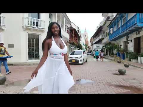 Strolling Through Cartagena, Colombia @ellietheempress