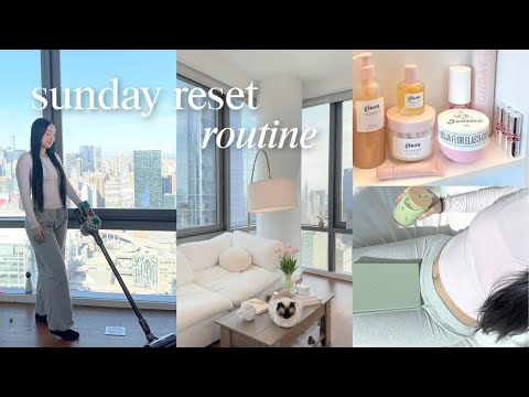 SUNDAY RESET ROUTINE 🎧 productive day, deep cleaning my apartment, journaling, & grocery shopping!