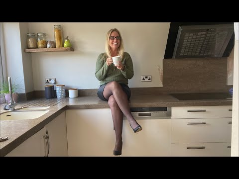 This is a change, it’s a live chat but during the lunch break ❤️