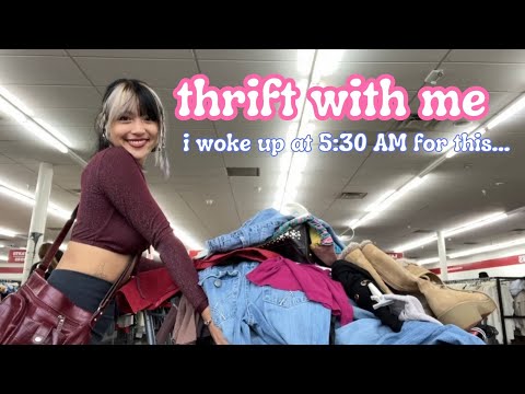 THRIFT WITH ME!! Vintage corsets, boots, & lingerie!!