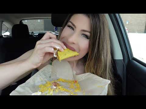 Trying Del Taco For The First Time! 🌮 (Is It Better Than Taco Bell!?)