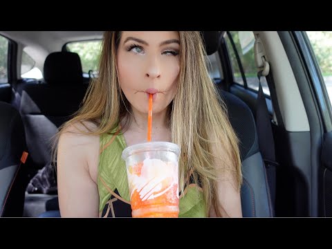 Trying Taco Bell's New Cherry Sunset Freeze!