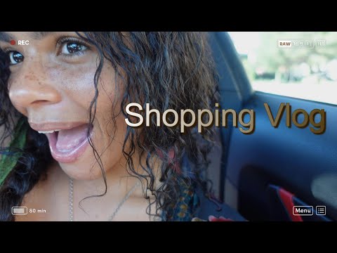 Vlog : Come shopping with me for my next adventure!