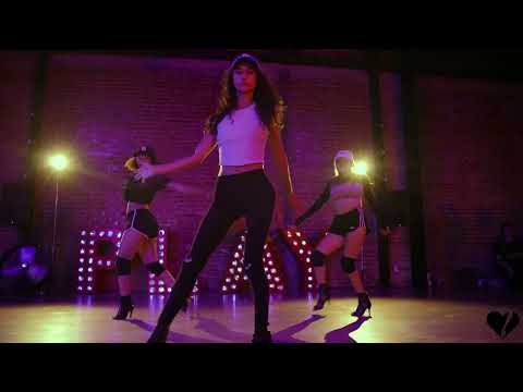 w32.perrun X Marissa Heart Dance Remix (Crazy by GNR & Tonight, Tonight by The Smashing Pumpkins)