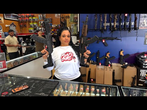 Walk With Me Through My Local Gun Shop😳
