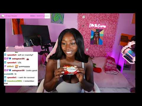 Watch Me Eat Try Treats!