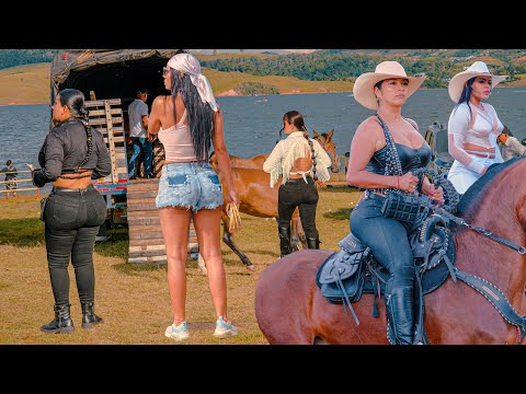 Amazing Rodeo in Calima LAKE 😍 Stunnig Women Ride Horses Like Pro 🐴
