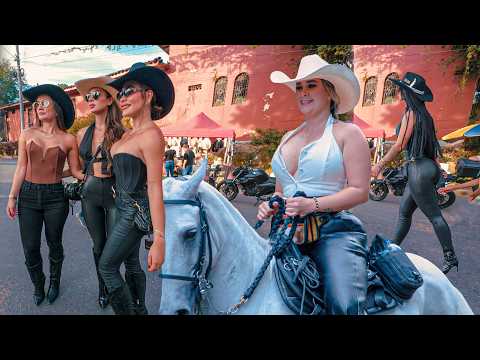 Beautiful Ladies at Horse in COLOMBIA π₯ Paradise Does EXIST π
