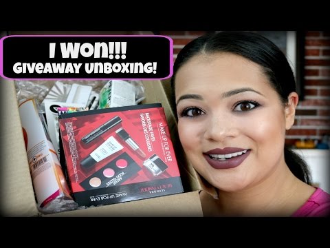 Bless Your Heart Giveaway Unboxing || MakeupByMika