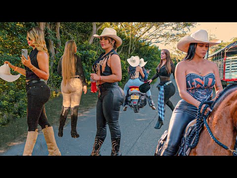Colombian Women Ride Horses 😍 Rodeo 2025 🐴 Only Stunning Cowgirls