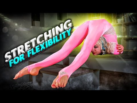 Contortionist Alesya in pink catsuit. Contortion workout. Stretching for flexibility. Flexshow
