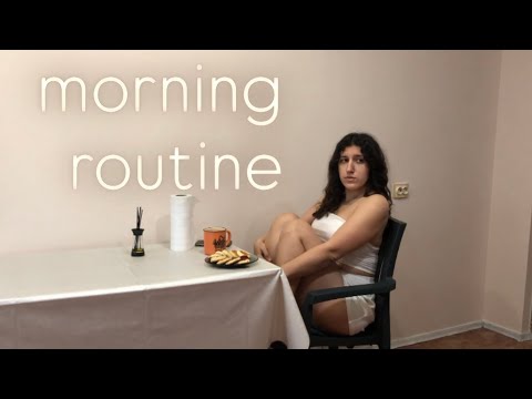 Cozy morning routine: cooking pancakes and coffee ☕️