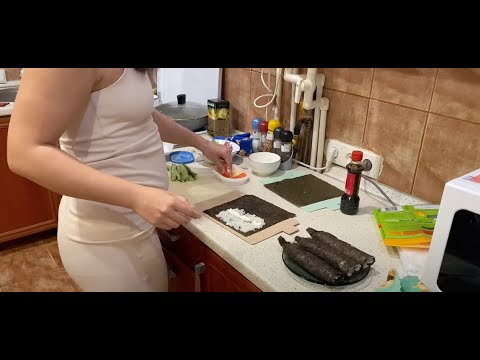 Diary of a homebody: cooking sushi 🍣, asmr sounds