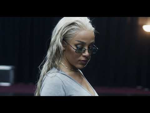 Doja Cat – Say So/ Like That (VMA's Behind The Scenes)
