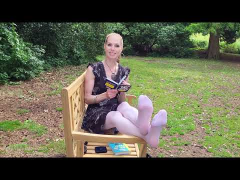 Emma Kroos Trailer 2 Black Flora Dress Nylon White Pantyhose Tights Black Glossy Heels Review