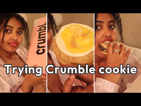 First time eating CRUMBLE cookie honest review *LARGE COOKIES