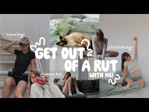 get out of a rut with me ☕️🌩️ running, stretching, and sweet treats!