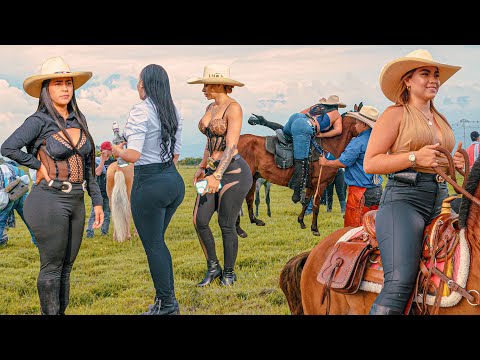 Stunning and Lovely Women Riding Horses with Beautiful Colombian Landscapes 2025 😍