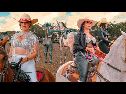 The Most BEAUTIFUL WOMEN Riding Horses in COLOMBIAN Rodeo 😍 CURVY COWGIRLS EVERYWHERE