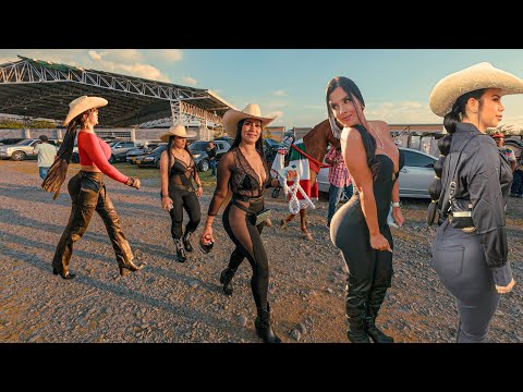 The Most Breathtaking Women in Amazing Rodeo 2025 😍 Riding Horses in COLOMBIA